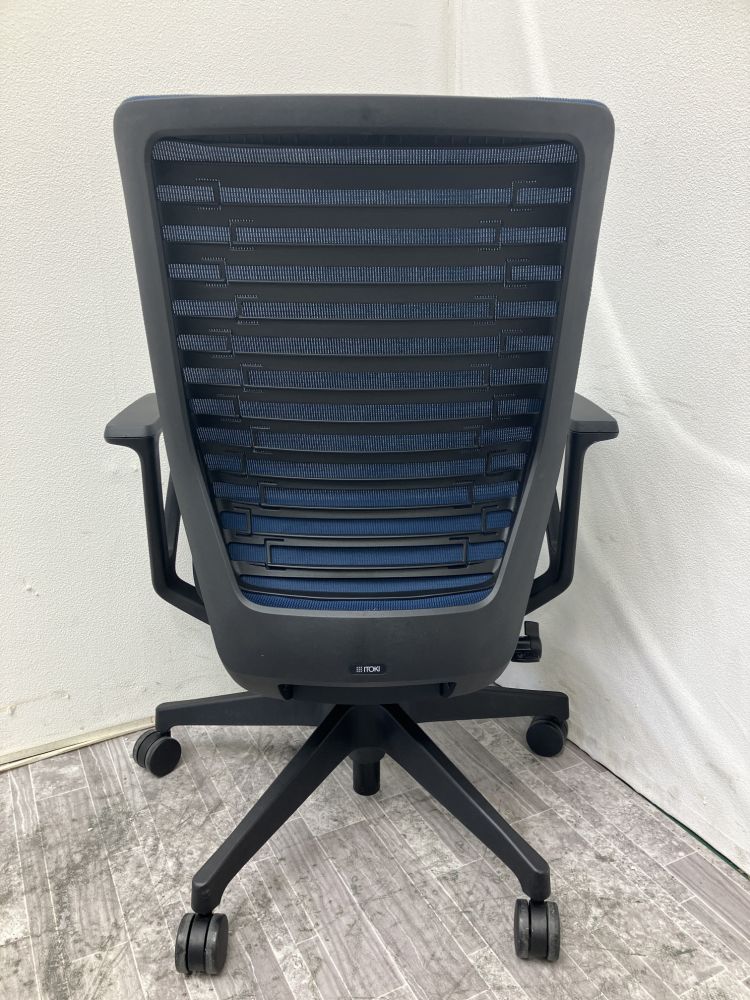 イトーキ 肘付エピオスチェア KE-450GB-T1T1B2 肘付エピオスチェア KE-450GB-T1T1B2