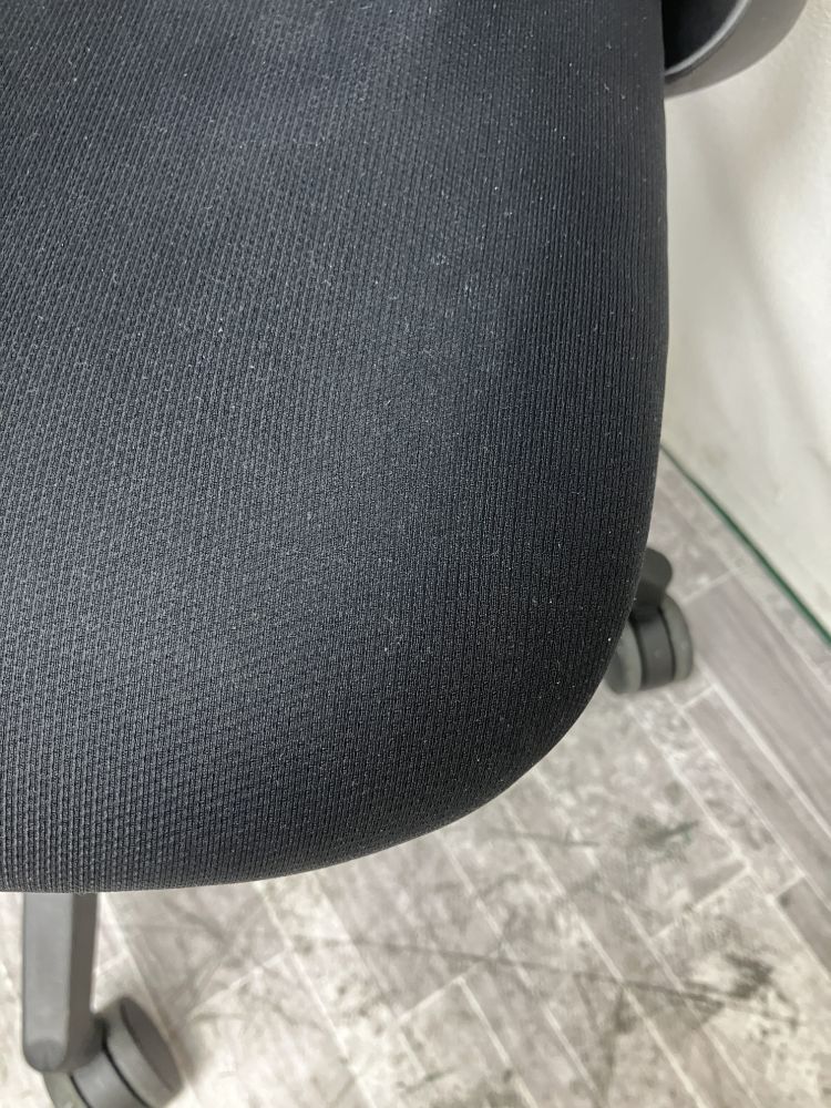 ウチダ 可動肘付AJチェア  可動肘付AJチェア 