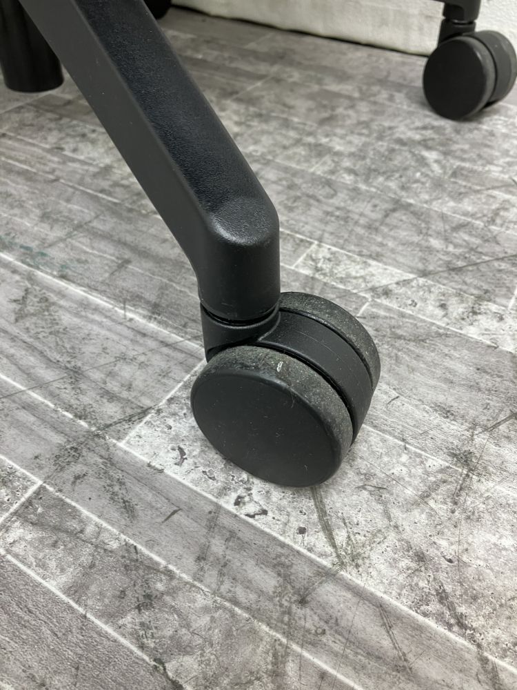 ウチダ 可動肘付AJチェア  可動肘付AJチェア 