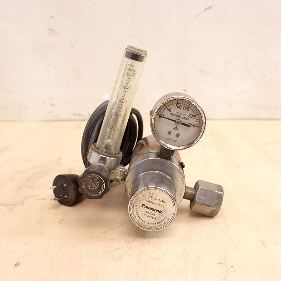 Panasonic/松下産業　 CO2/MAG半自動溶接機　 YD-500KR1 CO2/MAG半自動溶接機　 YD-500KR1