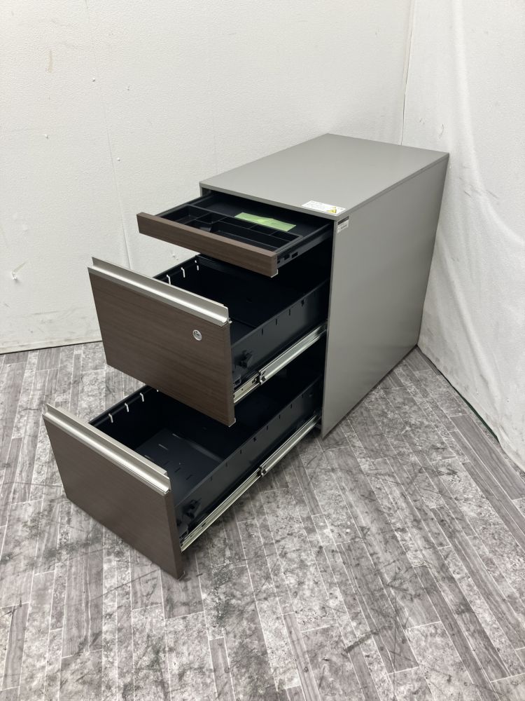 イトーキ 3段インサイドワゴン  3段インサイドワゴン 