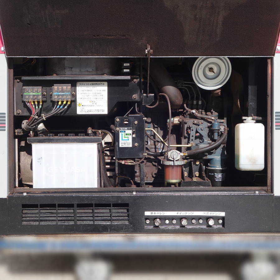 Shindaiwa/新ダイワ　 ディーゼルエンジンウェルダー　　 DGW400DM ディーゼルエンジンウェルダー　　 DGW400DM