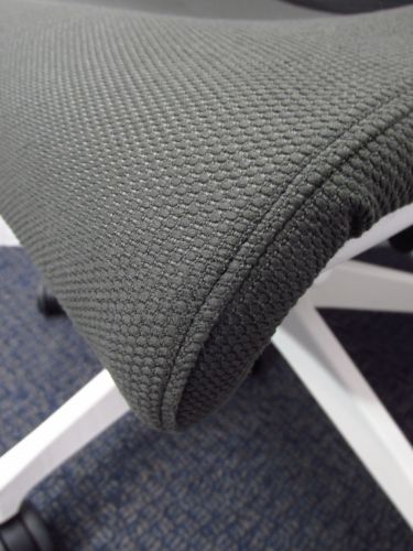 イトーキ 肘付きアクトチェア KG-475JBW9W2 肘付きアクトチェア KG-475JBW9W2