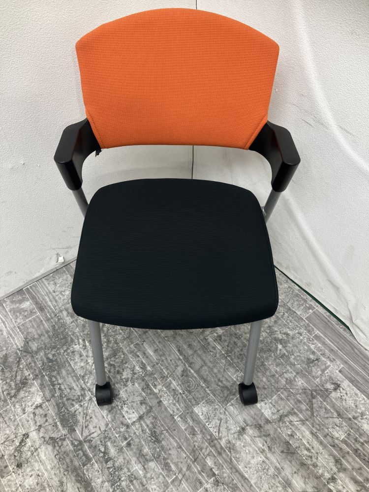 コクヨ 固定肘付プロッティチェア CK-582CNN 固定肘付プロッティチェア CK-582CNN