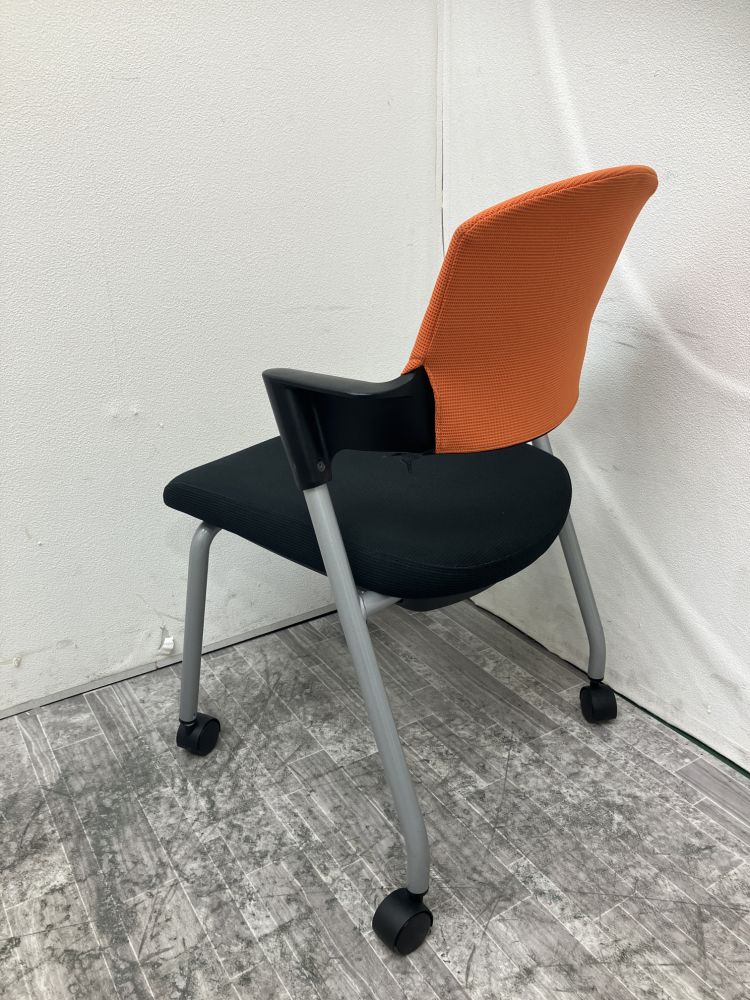 コクヨ 固定肘付プロッティチェア CK-582CNN 固定肘付プロッティチェア CK-582CNN