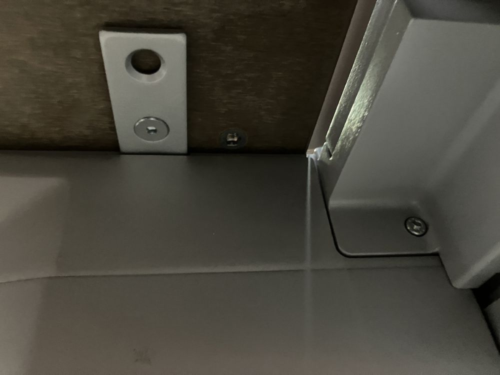 オカムラ 1800L型デスク+ワゴンセット  1800L型デスク+ワゴンセット 