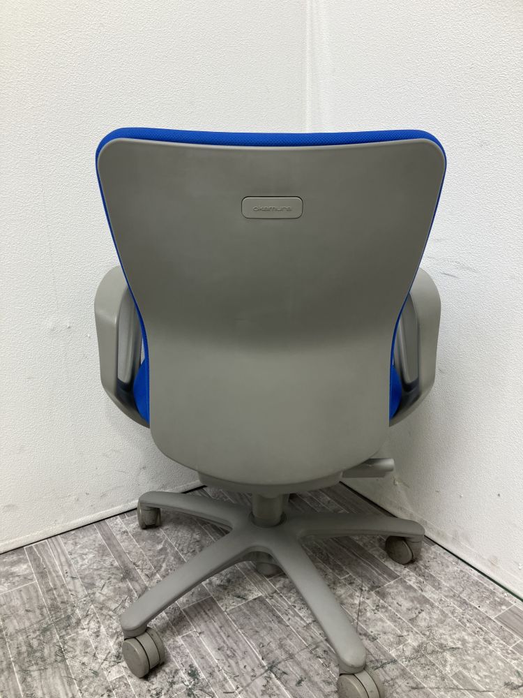 オカムラ 固定肘付カロッツァチェア CK33ZR FS16 固定肘付カロッツァチェア CK33ZR FS16