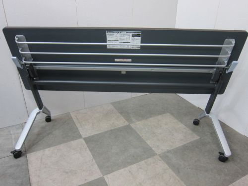 コクヨ 1800サイドスタックテーブル KTT-620 1800サイドスタックテーブル KTT-620