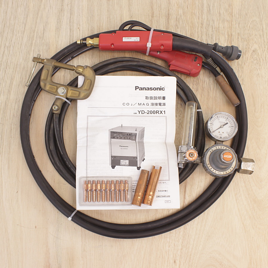 Panasonic/パナソニック　 半自動溶接機　 YD-200RX1 半自動溶接機　 YD-200RX1