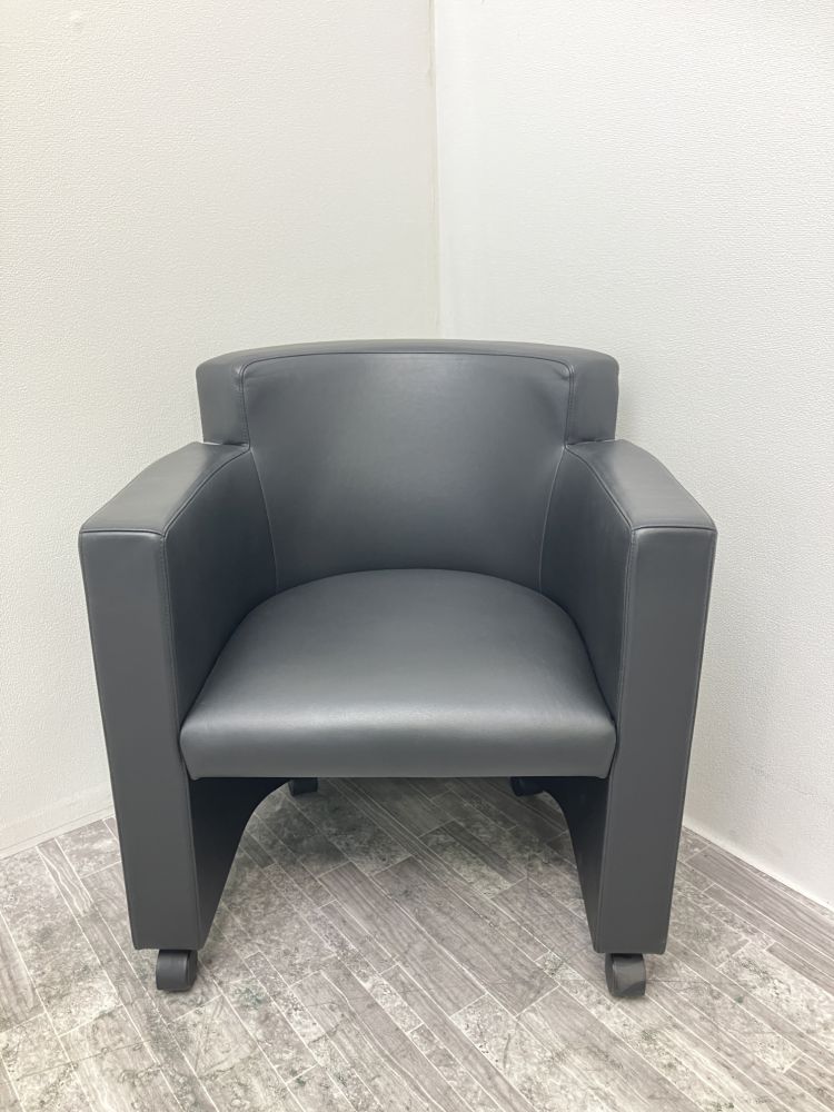 コクヨ ロラン　応接ミーティングチェア CE-K85CLPB6N ロラン　応接ミーティングチェア CE-K85CLPB6N