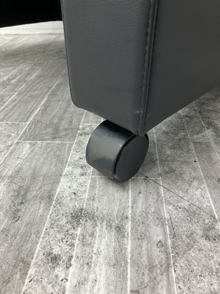 コクヨ ロラン　応接ミーティングチェア CE-K85CLPB6N ロラン　応接ミーティングチェア CE-K85CLPB6N