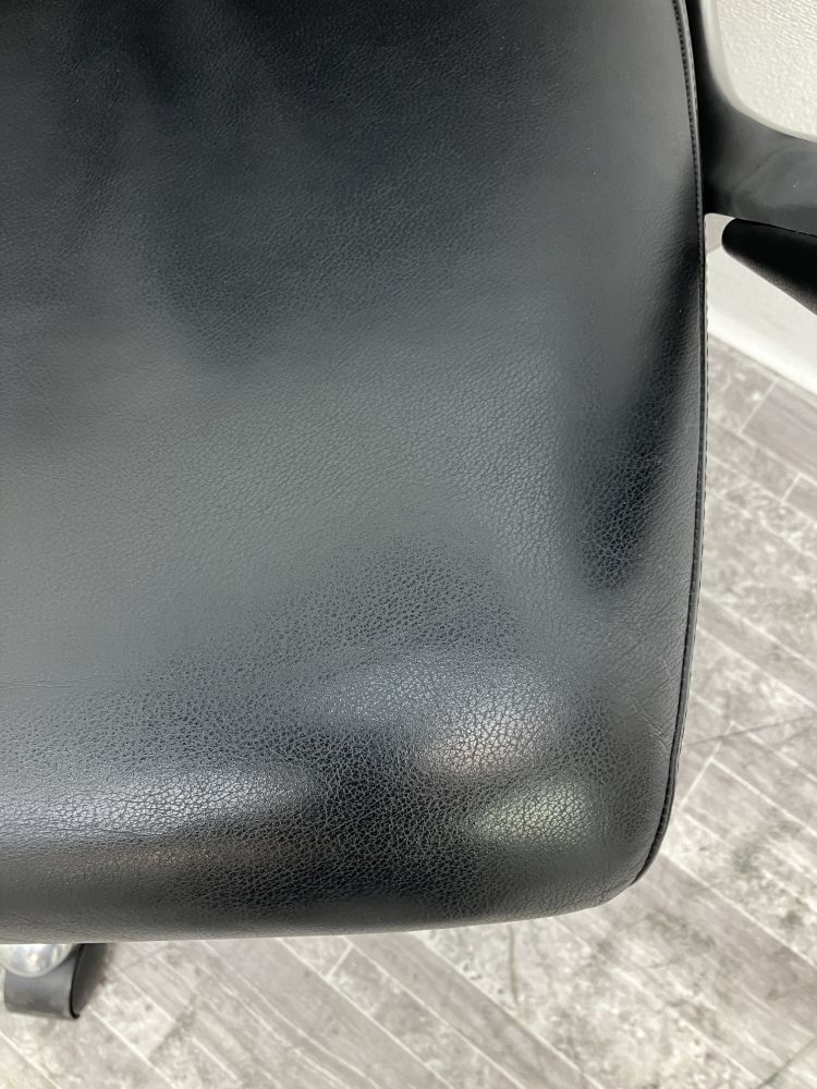 オカムラ 固定肘付CXグランデチェア CX64ZX P558 固定肘付CXグランデチェア CX64ZX P558