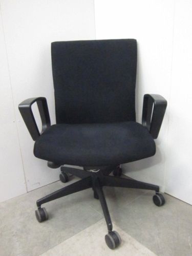 コクヨ 肘付きプントチェア CRS-G2420F6 肘付きプントチェア CRS-G2420F6