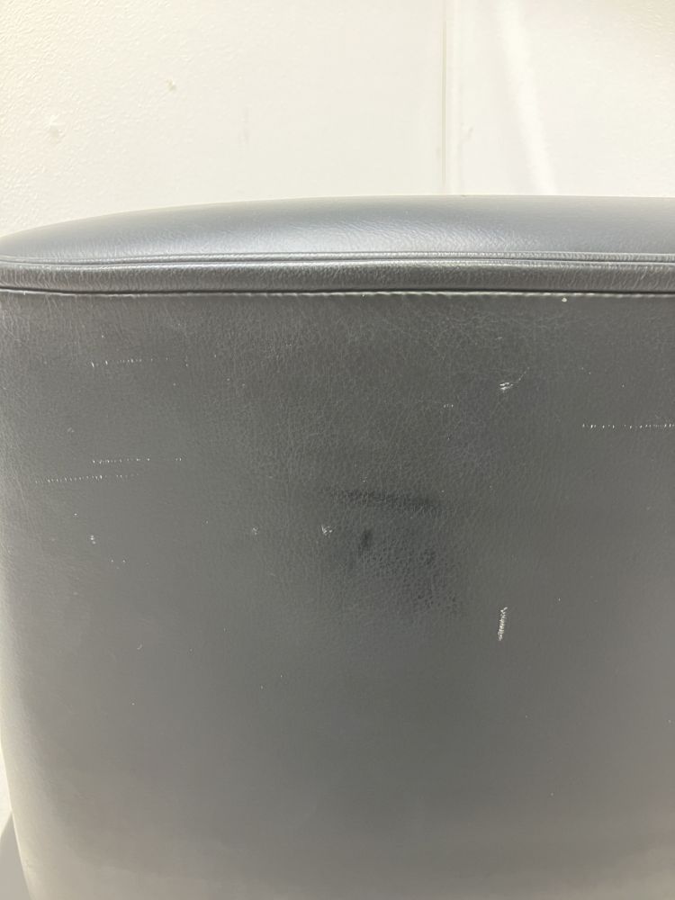 オカムラ 固定肘付マネジメントチェア CF67ZX 固定肘付マネジメントチェア CF67ZX