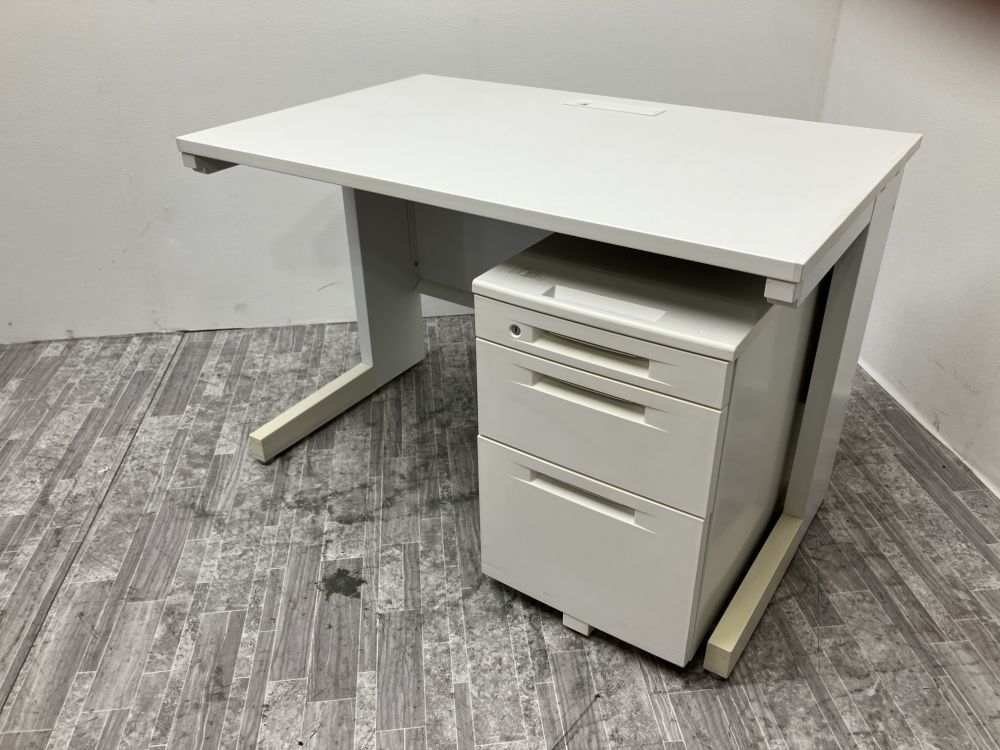 ウチダ・オカムラ 1100平デスク＋ワゴンセット  1100平デスク＋ワゴンセット 