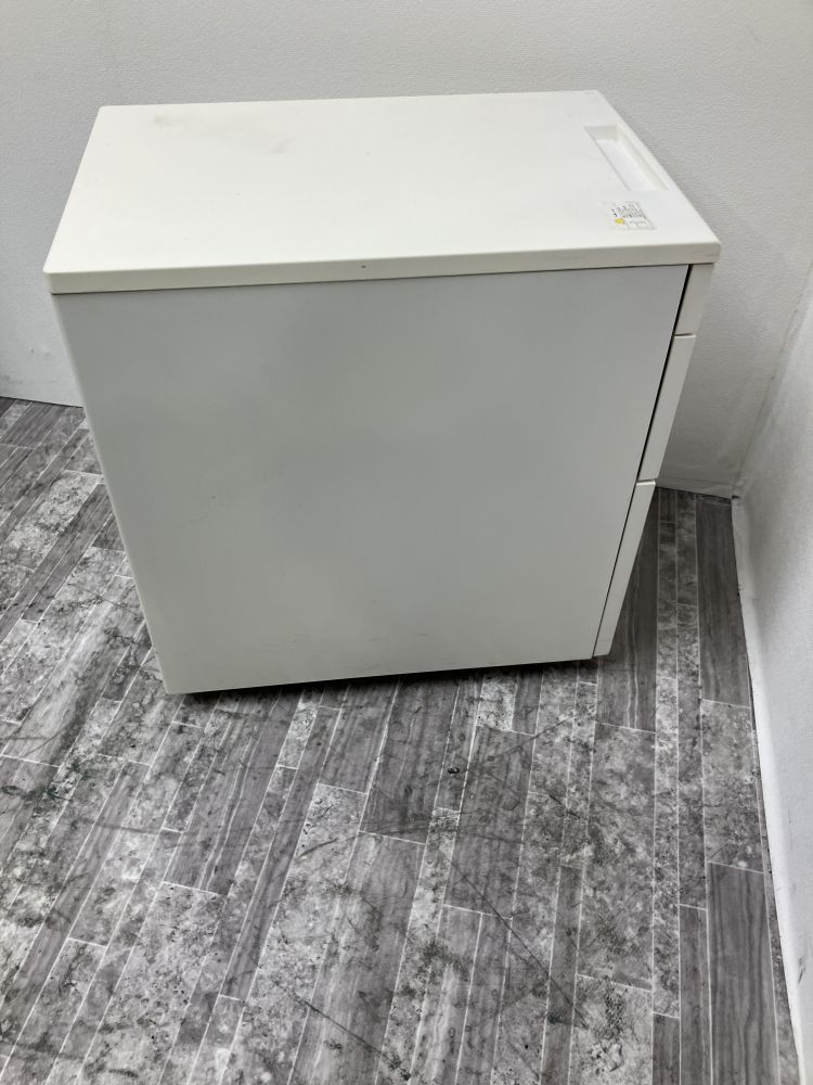 ウチダ・オカムラ 1100平デスク＋ワゴンセット  1100平デスク＋ワゴンセット 