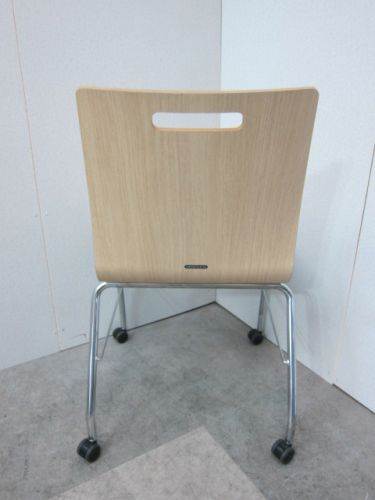 オカムラ キャスター付きモノスチェア 9326EY 9559 キャスター付きモノスチェア 9326EY 9559