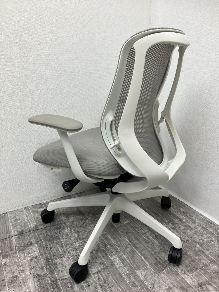 オカムラ 固定肘付シルフィーチェア C641XW FMR3 固定肘付シルフィーチェア C641XW FMR3