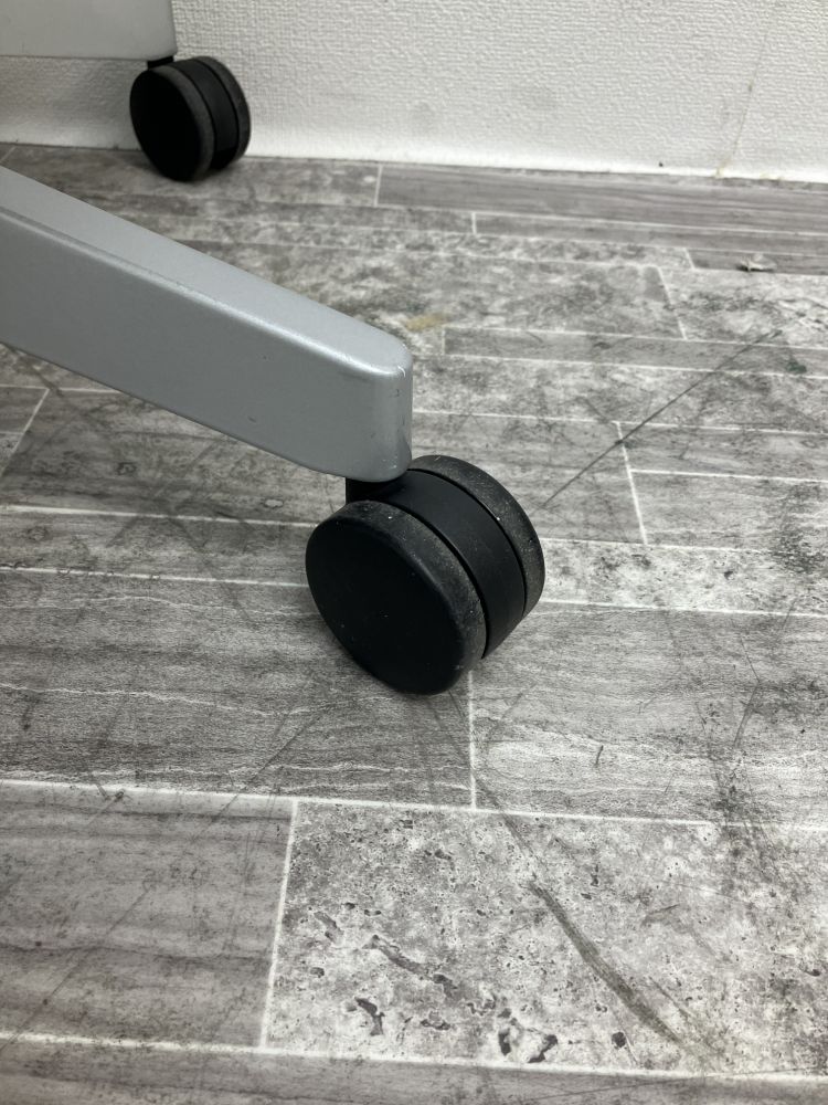 コクヨ 可動肘付アガタAチェア CR-G1202 N 可動肘付アガタAチェア CR-G1202 N