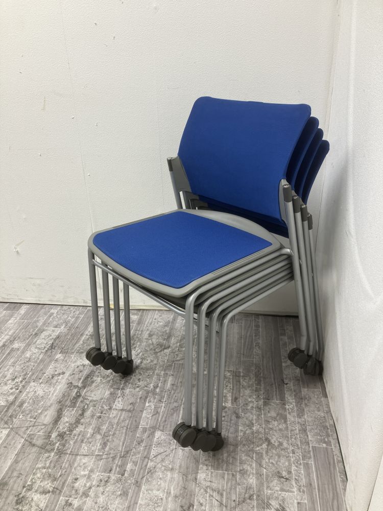 オカムラ キャスター付きフォルマチェア 8107FZ FAK5 キャスター付きフォルマチェア 8107FZ FAK5