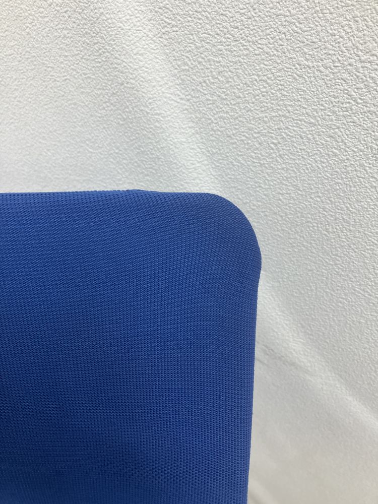 オカムラ キャスター付きフォルマチェア 8107FZ FAK5 キャスター付きフォルマチェア 8107FZ FAK5