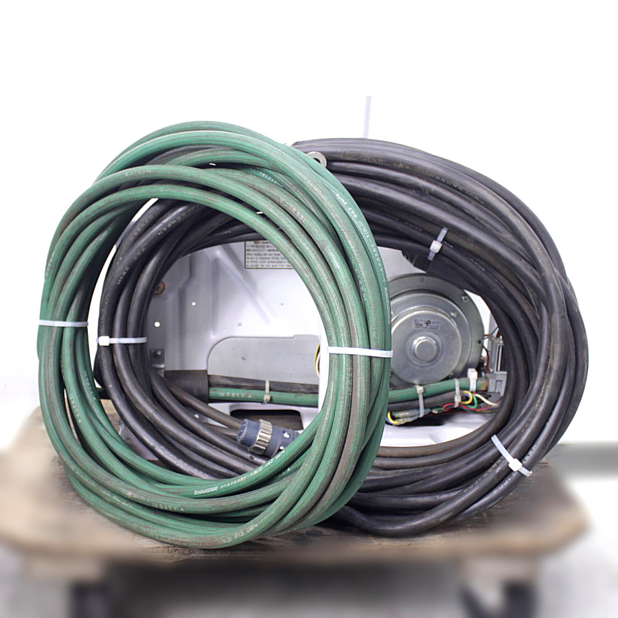 Panasonic/パナソニック 350A CO2/MAG半自動溶接機 YD-350KR2 350A CO2/MAG半自動溶接機 YD-350KR2