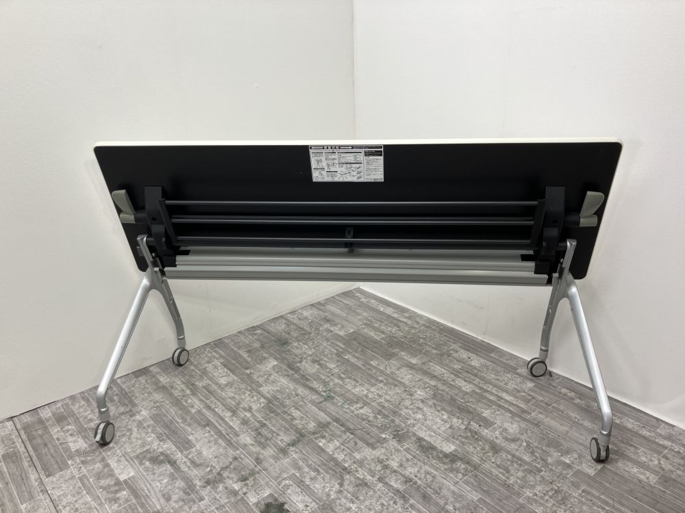 コクヨ 1800サイドスタックテーブル  1800サイドスタックテーブル 