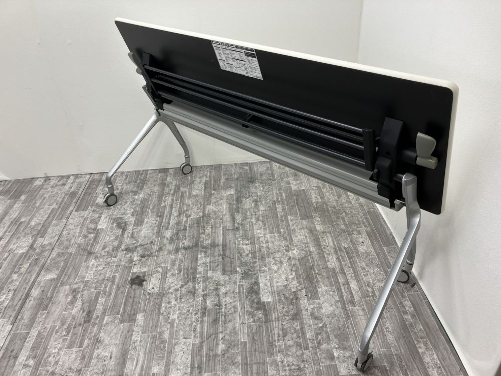 コクヨ 1800サイドスタックテーブル  1800サイドスタックテーブル 