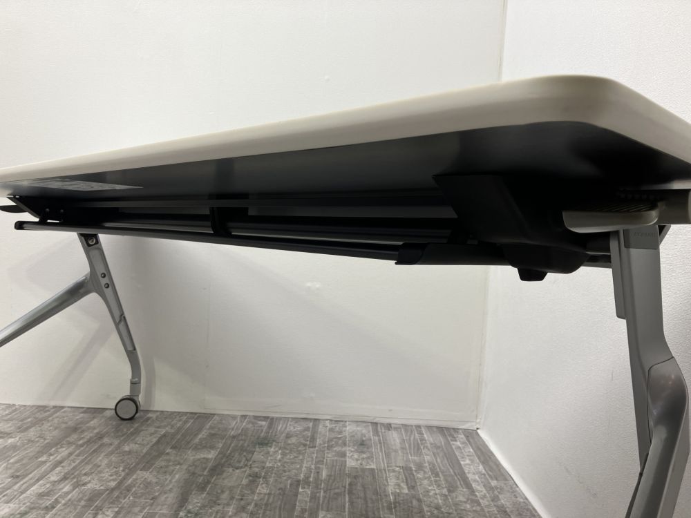 コクヨ 1800サイドスタックテーブル  1800サイドスタックテーブル 