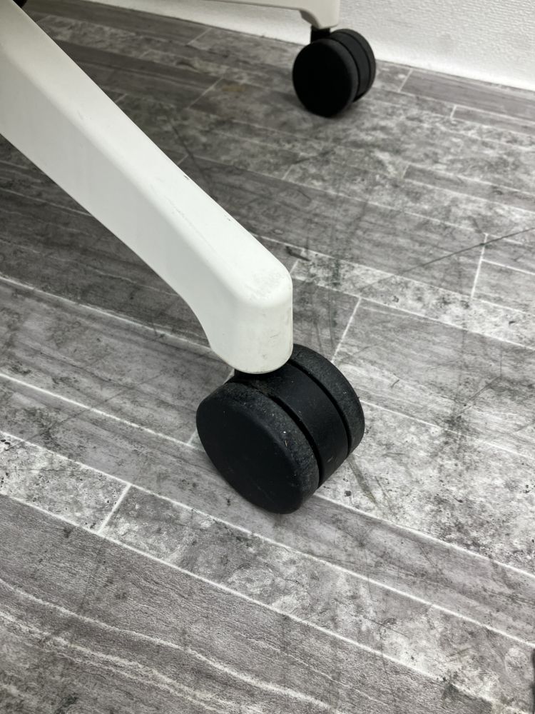 イトーキ 可動肘付せセレーオチェア KF-570JB1-WWQ2 可動肘付せセレーオチェア KF-570JB1-WWQ2