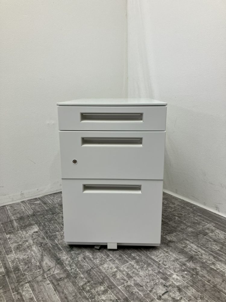 イナバ 3段インサイドワゴン W-A4-3-606CK 286531 3段インサイドワゴン W-A4-3-606CK 286531