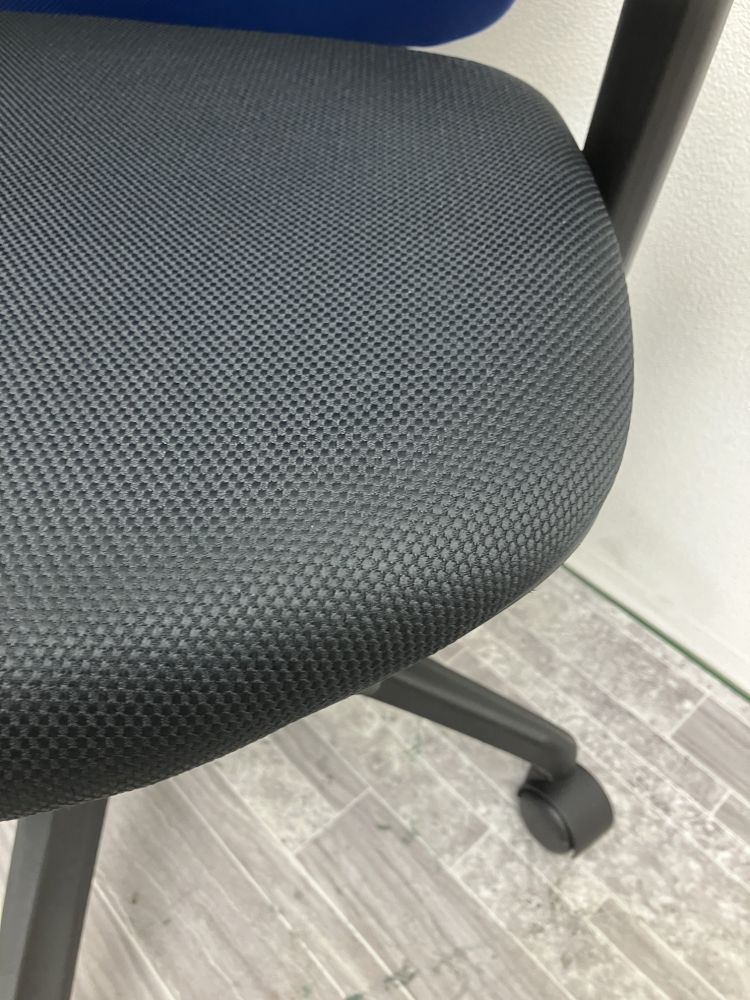 イナバ 可動肘付きイエラチェア  可動肘付きイエラチェア 