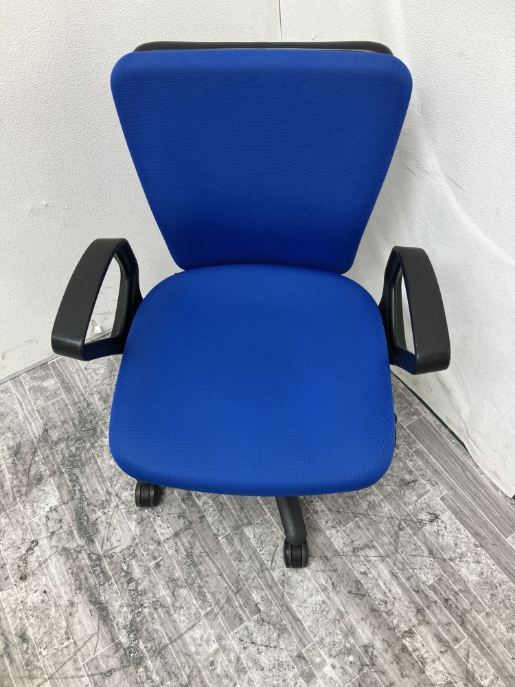 オカムラ 固定肘付カロッツァチェア CK337R 固定肘付カロッツァチェア CK337R