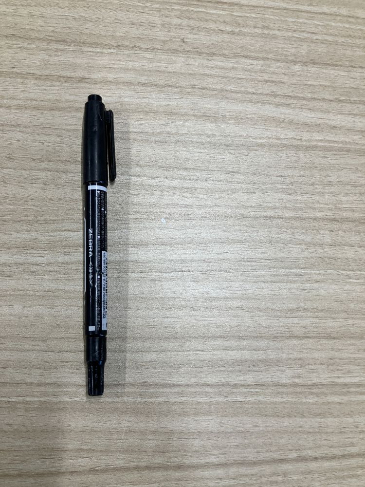 イトーキ ＤＦシリーズ　4000ミーティングテーブル DFP-402BW1-D98 ＤＦシリーズ　4000ミーティングテーブル DFP-402BW1-D98