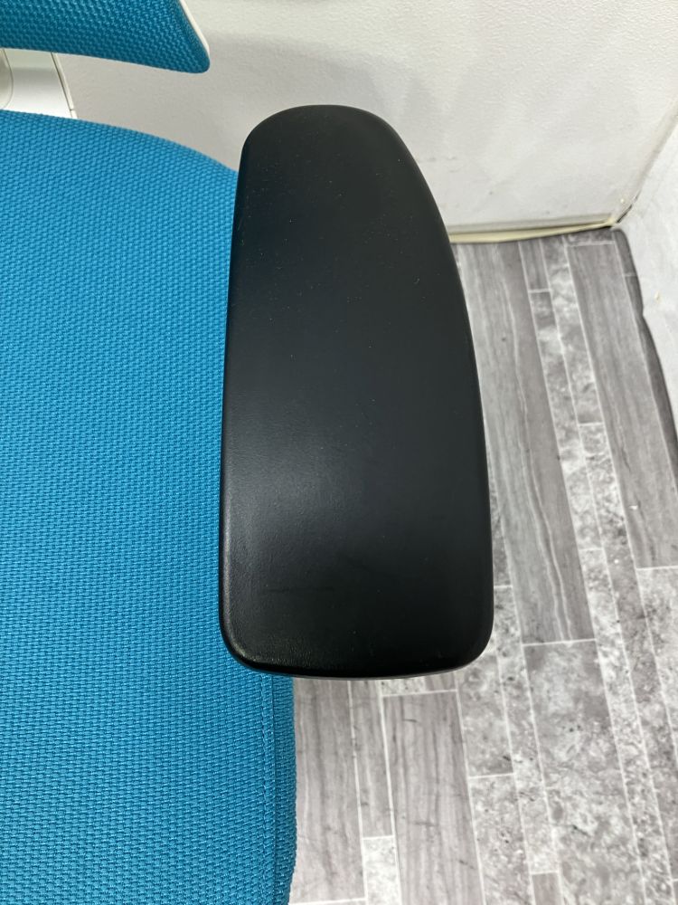 イトーキ 可動肘付セレーオチェア KF-577JB-ZWA3 可動肘付セレーオチェア KF-577JB-ZWA3