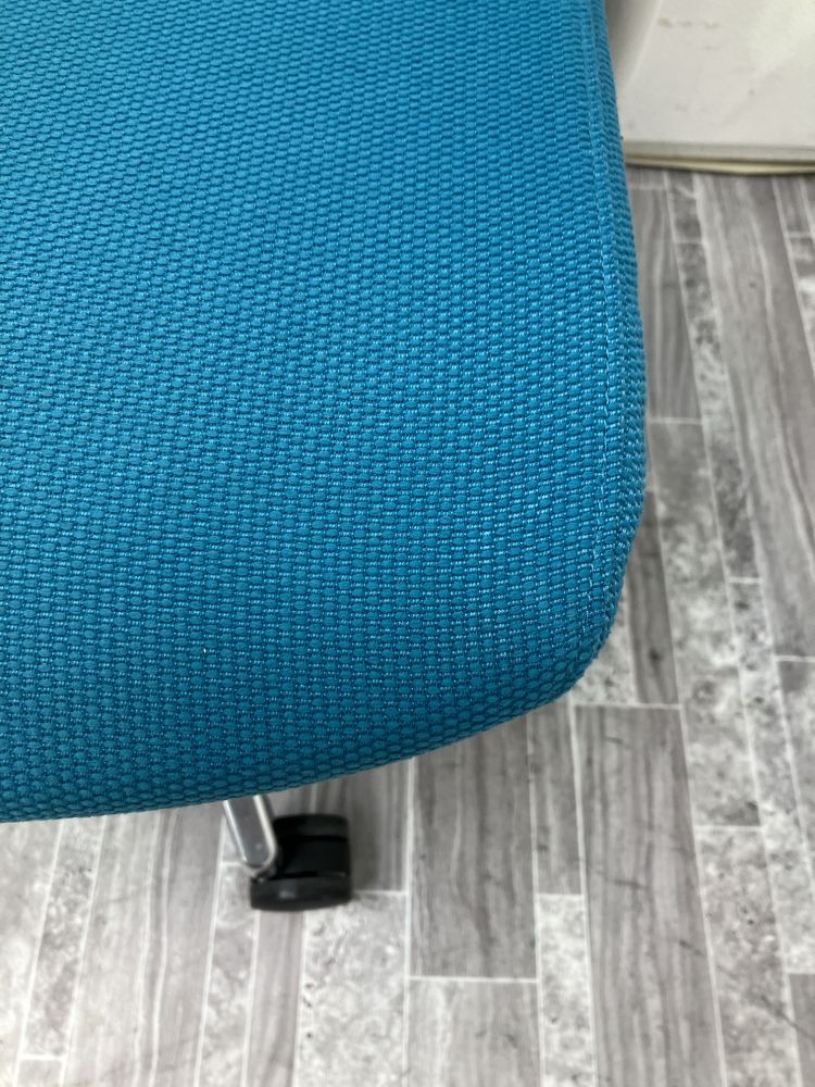 イトーキ 可動肘付セレーオチェア KF-577JB-ZWA3 可動肘付セレーオチェア KF-577JB-ZWA3