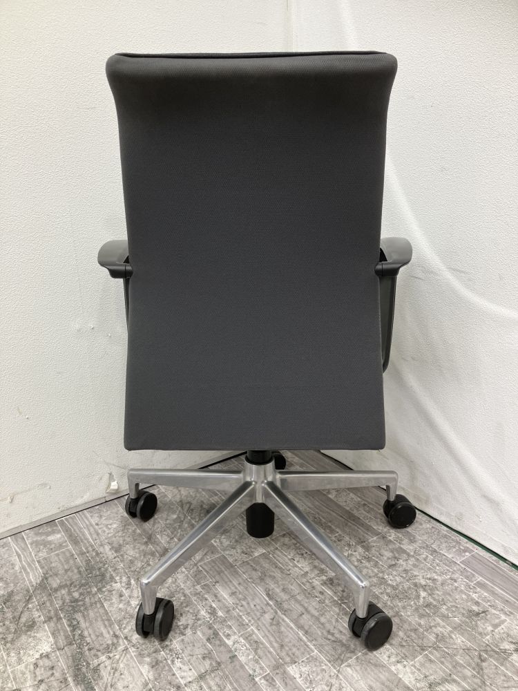 ホウトク（Kusch+Co) 固定肘付ミーティングチェア ブラック 固定肘付ミーティングチェア ブラック