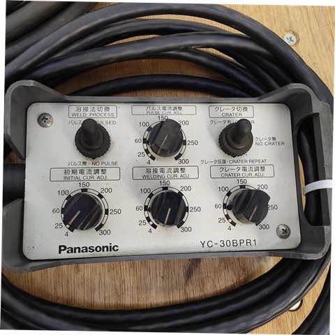 パナソニック/Panasonic TIG溶接機水冷式　 YC-300BP2 TIG溶接機水冷式　 YC-300BP2