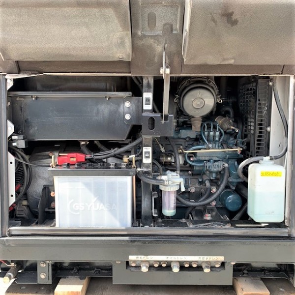 Shindaiwa/新ダイワ　 ディーゼルエンジンウェルダー　 DGW400DMC ディーゼルエンジンウェルダー　 DGW400DMC