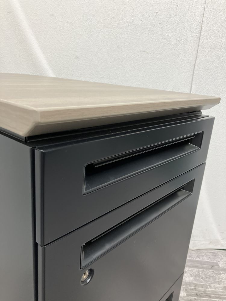 オカムラ 脇机  脇机 