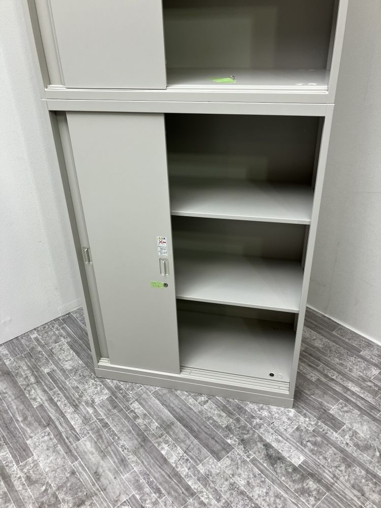 オカムラ 3扉スライド上下書庫 4M453Y Z13 3扉スライド上下書庫 4M453Y Z13