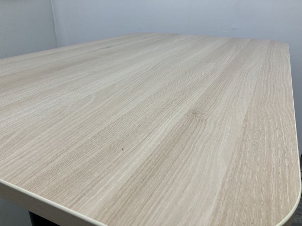 スチールケース(Steelcase) 電動昇降式1200平デスク  電動昇降式1200平デスク 