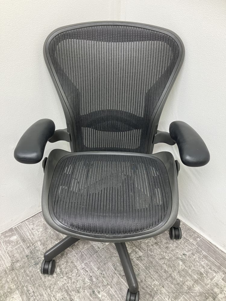 ハーマンミラー(HermanMiller) アーロンチェア（Bサイズ・スタンダード） AE111PWP-AJG1BBFFBK3D01 アーロンチェア（Bサイズ・スタンダード） AE111PWP-AJG1BBFFBK3D01