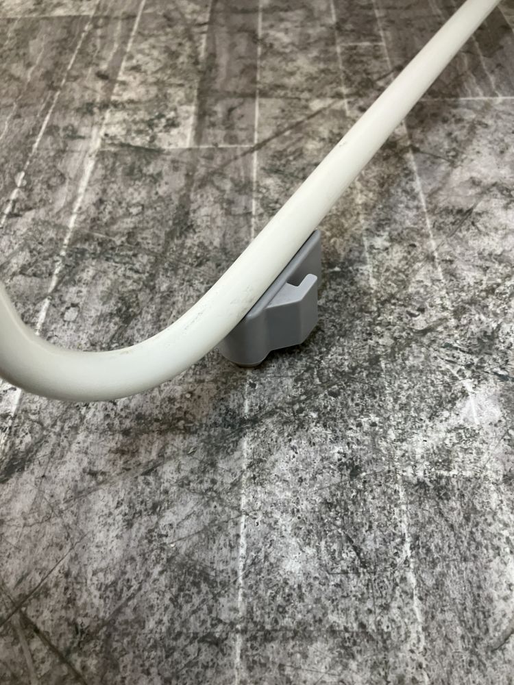 中央可鍛 スタッキングチェア MO-27 スタッキングチェア MO-27