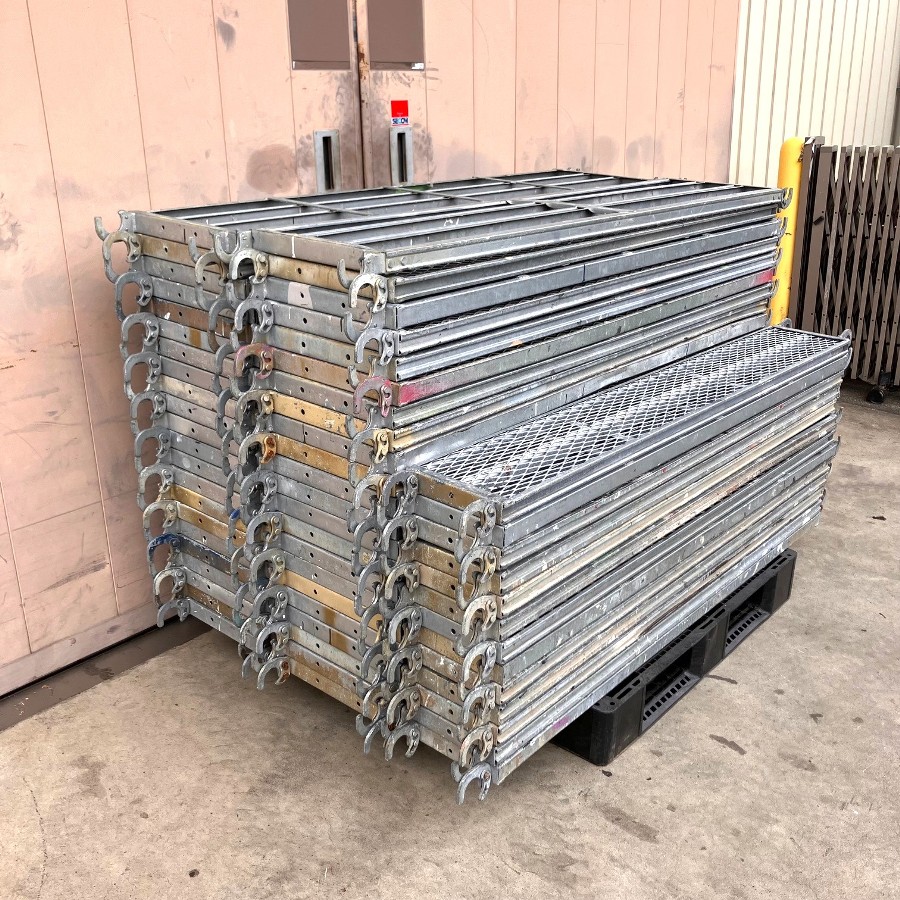  信和Aタイプ1800踏板57枚セットくさび式足場部材　　  信和Aタイプ1800踏板57枚セットくさび式足場部材　　 