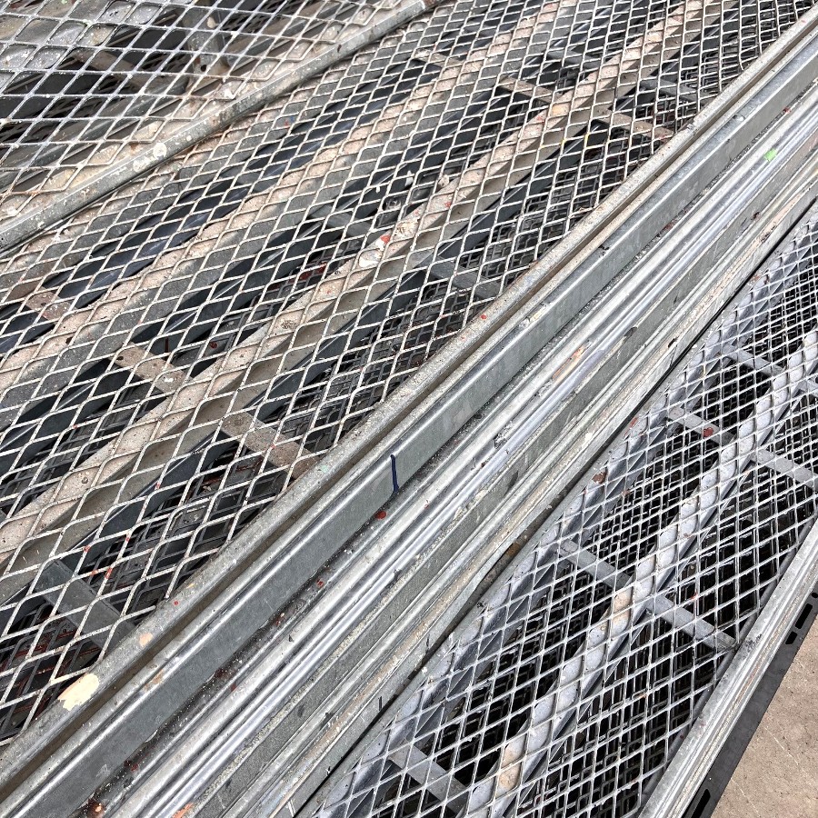  信和Aタイプ1800踏板57枚セットくさび式足場部材　　  信和Aタイプ1800踏板57枚セットくさび式足場部材　　 