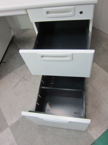 PLUS(プラス) 1400両袖デスク LAシリーズ 1400両袖デスク LAシリーズ