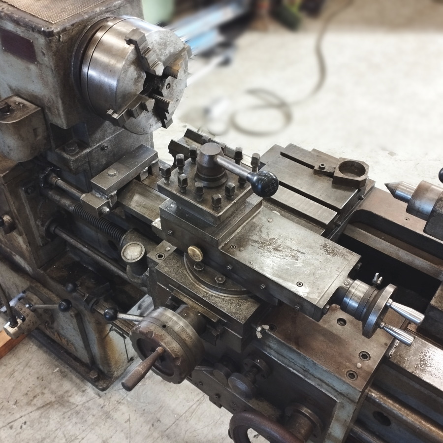 西川機械 汎用旋盤1968年製　 NICK-600 汎用旋盤1968年製　 NICK-600