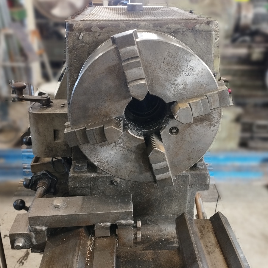 西川機械 汎用旋盤1968年製　 NICK-600 汎用旋盤1968年製　 NICK-600