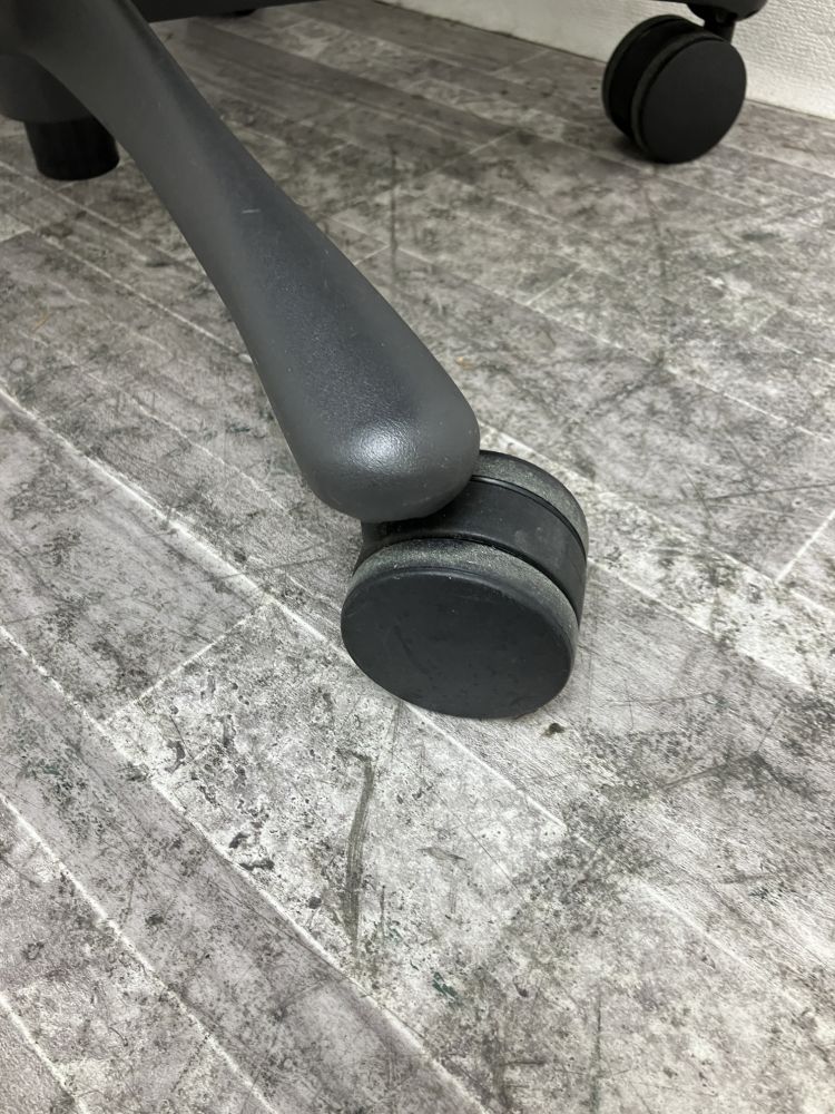 ハーマンミラー(HermanMiller) 可動肘付エンボディチェア CN122AWAAG1G1BB3513 可動肘付エンボディチェア CN122AWAAG1G1BB3513